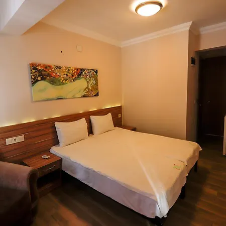 Elvan Icmeler Daily Weekly Marmaris